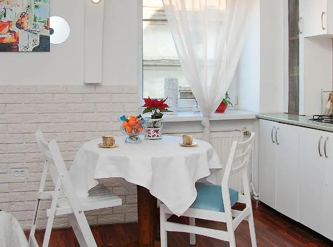 Ruska 12 * إلفيف